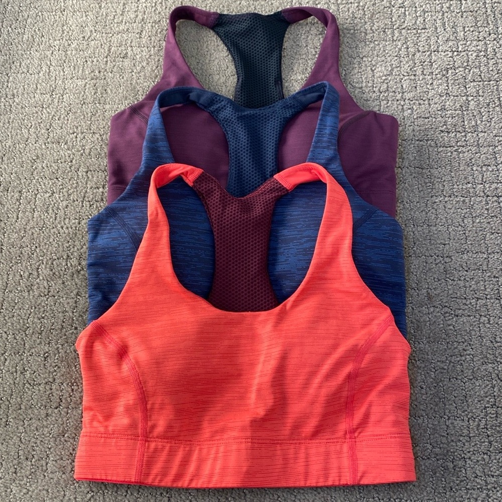 Outdoor Voices Doing Things Bra - xs
Choose 1 of 2 colors available